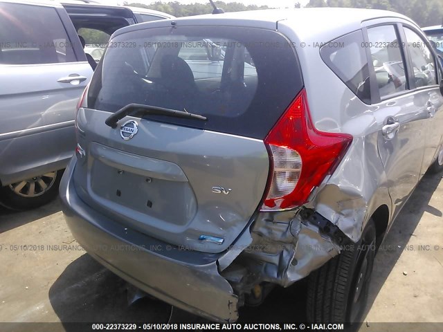 3N1CE2CP4EL420036 - 2014 NISSAN VERSA NOTE S/S PLUS/SV/SL GRAY photo 6