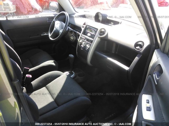 JTLKT324654030089 - 2005 TOYOTA SCION XB შავი ფოტო 5