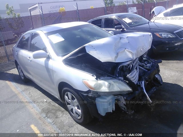 4T4BE46K49R115850 - 2009 TOYOTA CAMRY SE/LE/XLE SILVER photo 1
