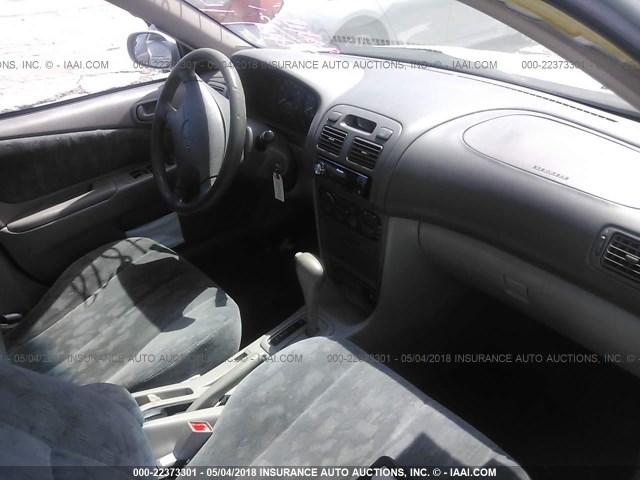 1NXBR12E2YZ411820 - 2000 TOYOTA COROLLA VE/CE/LE 银色 照片 5