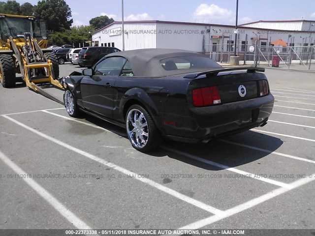 1ZVHT85H855205595 - 2005 FORD MUSTANG GT BLACK photo 3