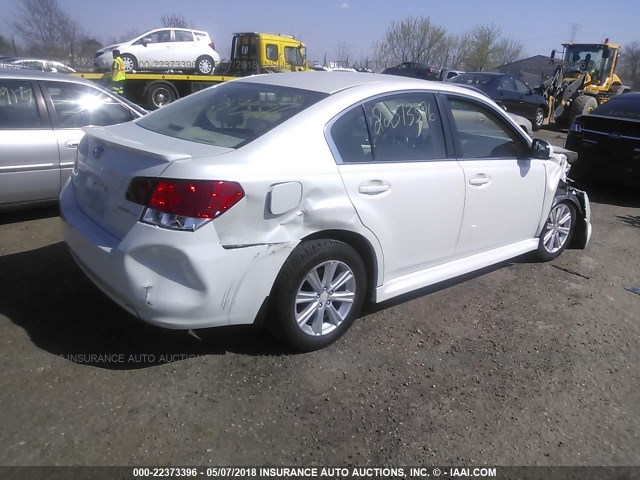 4S3BMCC66A3244878 - 2010 SUBARU LEGACY 2.5I PREMIUM WHITE photo 4