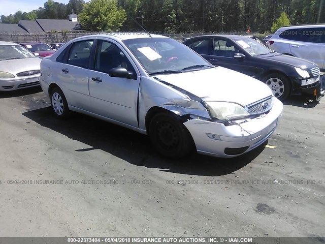 1FAFP34NX7W279841 - 2007 FORD FOCUS ZX4/S/SE/SES 银色 照片 1