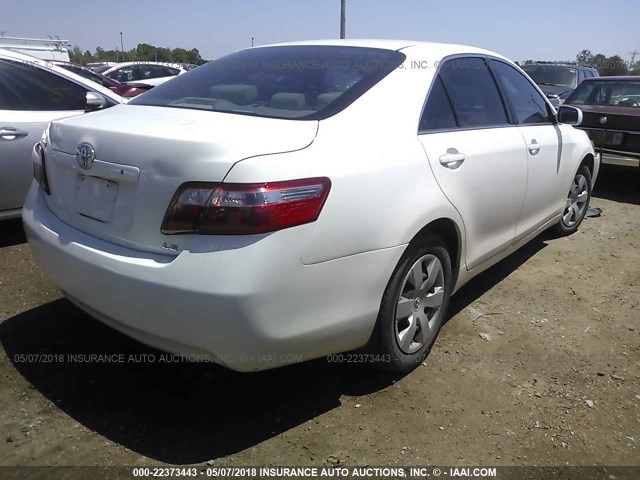 4T1BE46K87U573625 - 2007 TOYOTA CAMRY NEW GENERAT CE/LE/XLE/SE WHITE photo 4