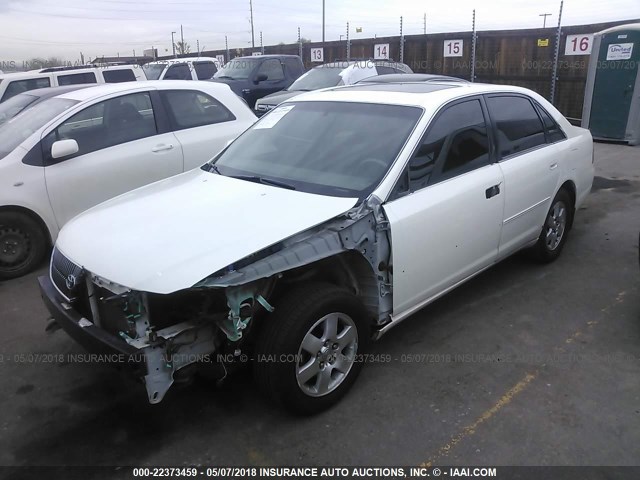 4T1BF28B52U260099 - 2002 TOYOTA AVALON XL/XLS WHITE photo 2