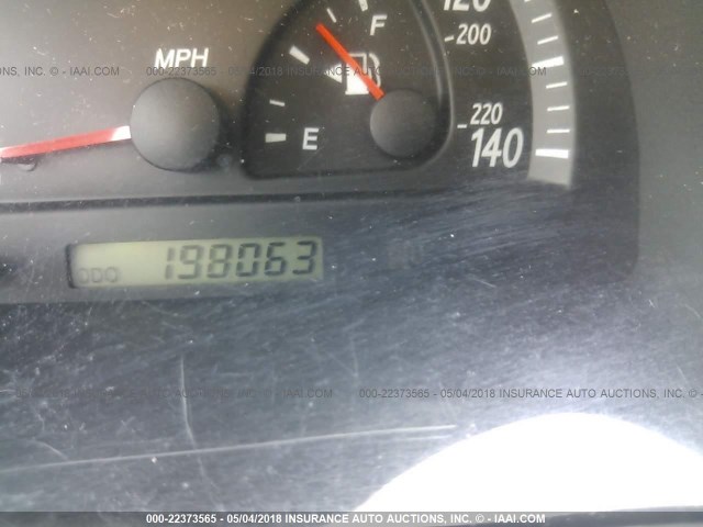 4T1BE32K82U076115 - 2002 TOYOTA CAMRY LE/XLE/SE ვერცხლისფერი ფოტო 7