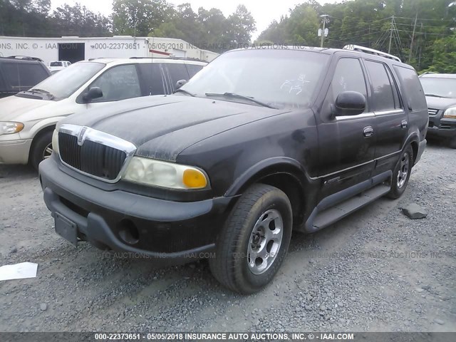5LMPU28L3WLJ48284 - 1998 LINCOLN NAVIGATOR 黑色 照片 2