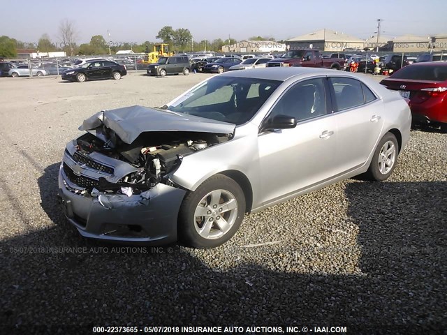 1G11B5SA7DF355759 - 2013 CHEVROLET MALIBU LS 银色 照片 2
