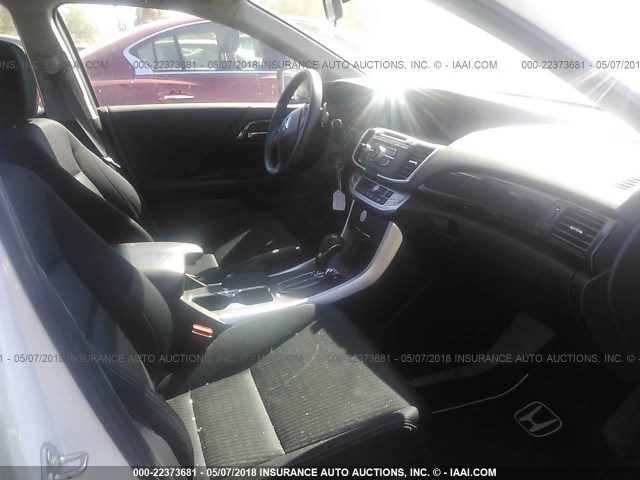 1HGCR2F50EA214605 - 2014 HONDA ACCORD SPORT WHITE photo 5