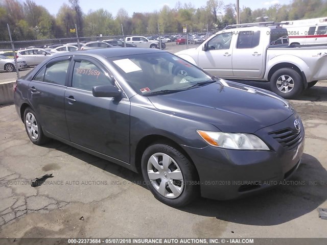 4T1BE46K67U047798 - 2007 TOYOTA CAMRY NEW GENERAT CE/LE/XLE/SE GRAY photo 1