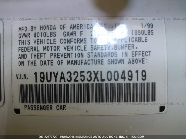 19UYA3253XL004919 - 1999 ACURA 2.3CL WHITE photo 9