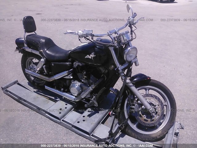 1HFSC1815RA800440 - 1994 HONDA VT1100 C BLACK photo 1