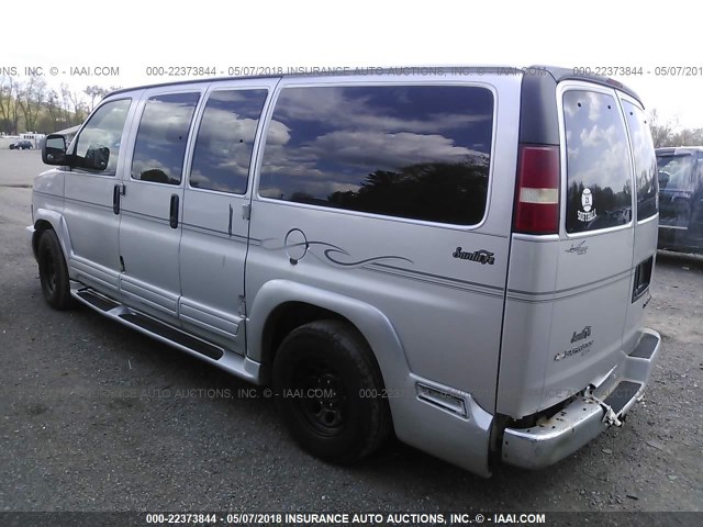 1GBFH15T741218808 - 2004 CHEVROLET EXPRESS G1500  SILVER photo 3