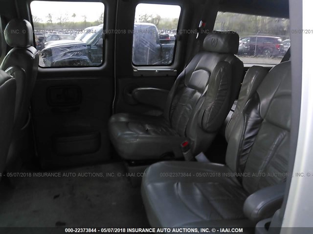 1GBFH15T741218808 - 2004 CHEVROLET EXPRESS G1500  SILVER photo 8