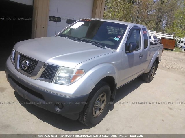 1N6BD06T15C432646 - 2005 NISSAN FRONTIER KING CAB XE SILVER photo 2