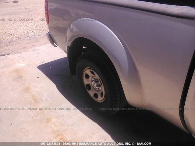1N6BD06T15C432646 - 2005 NISSAN FRONTIER KING CAB XE SILVER photo 6