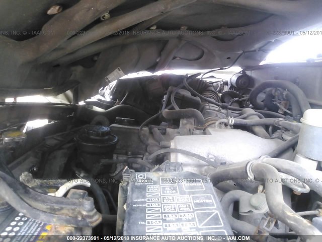 5TEWM72N73Z218926 - 2003 TOYOTA TACOMA XTRACAB SILVER photo 10