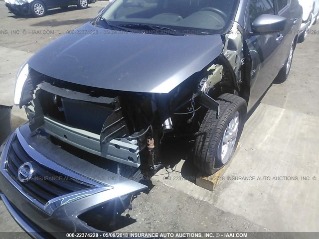 3N1CN7AP4JL822147 - 2018 NISSAN VERSA S/S PLUS/SV/SL GRAY photo 6