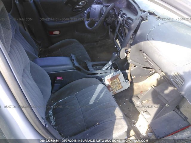 1G2WJ52J9YF156755 - 2000 PONTIAC GRAND PRIX SE 灰色 照片 5