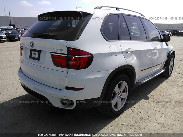 5UXZW0C51CL666802 - 2012 BMW X5 XDRIVE35D WHITE photo 4