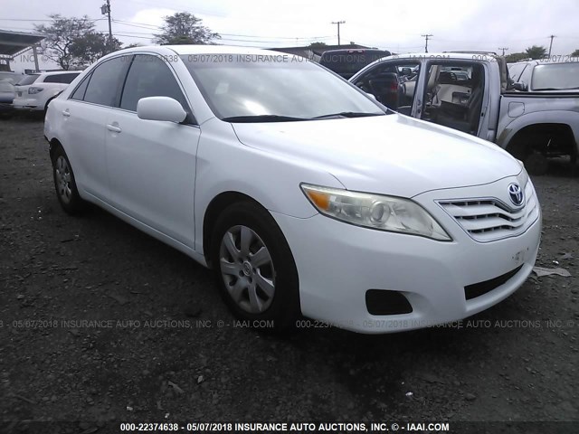 4T1BF3EK6AU550134 - 2010 TOYOTA CAMRY SE/LE/XLE თეთრი ფოტო 1