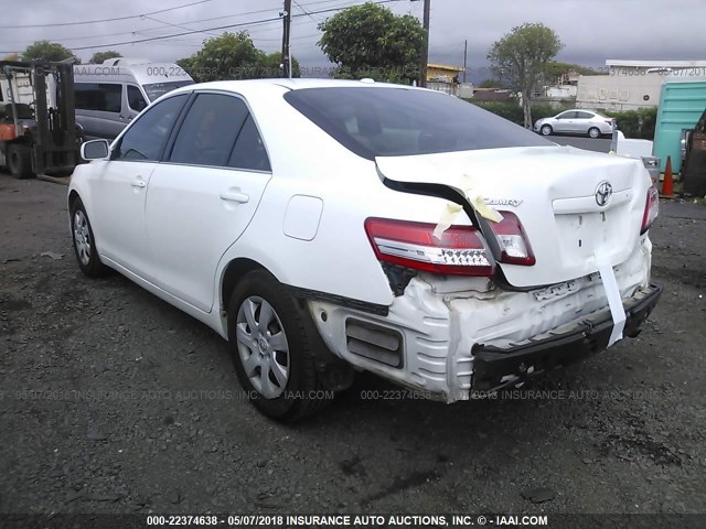 4T1BF3EK6AU550134 - 2010 TOYOTA CAMRY SE/LE/XLE თეთრი ფოტო 3