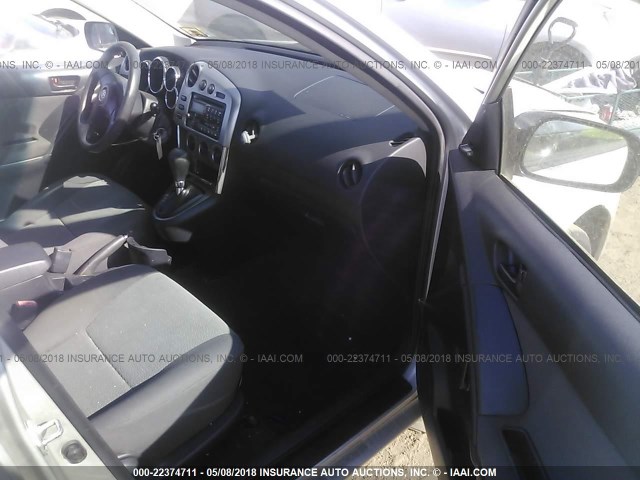 2T1KR32E23C162683 - 2003 TOYOTA COROLLA MATRIX XR SILVER photo 5