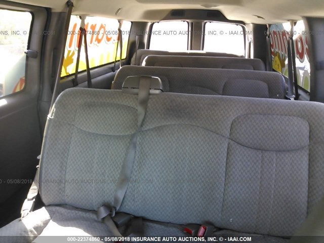 1GAHG39U541197133 - 2004 CHEVROLET EXPRESS G3500  WHITE photo 8