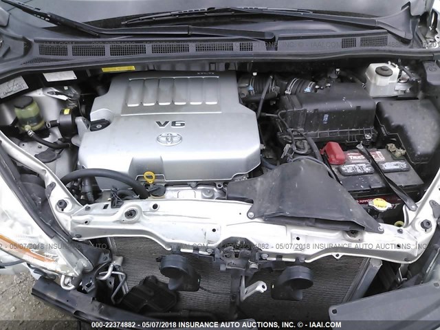 5TDKK4CC6AS319742 - 2010 TOYOTA SIENNA CE/LE SILVER photo 10