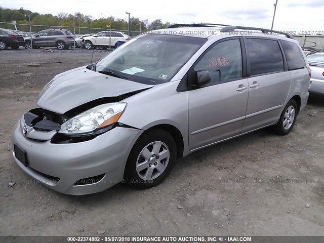 5TDKK4CC6AS319742 - 2010 TOYOTA SIENNA CE/LE SILVER photo 2