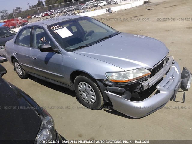 1HGCF866X1A065926 - 2001 HONDA ACCORD VALUE SILVER photo 1