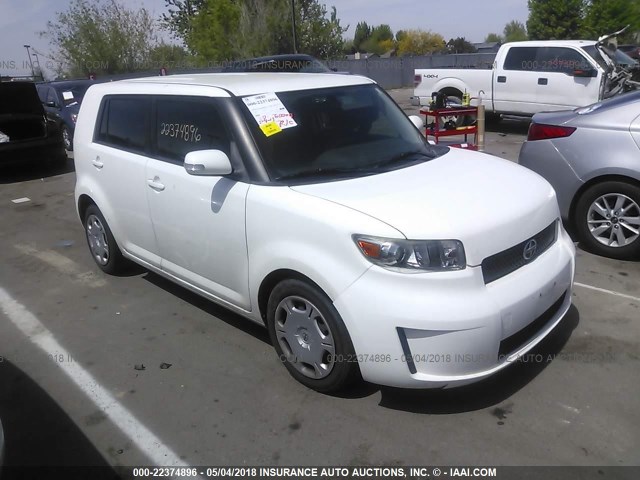 JTLKE50E181028404 - 2008 TOYOTA SCION XB WHITE photo 1
