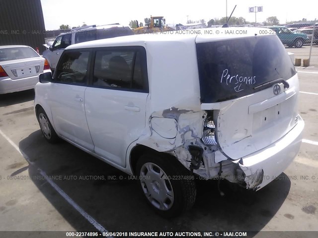 JTLKE50E181028404 - 2008 TOYOTA SCION XB WHITE photo 3