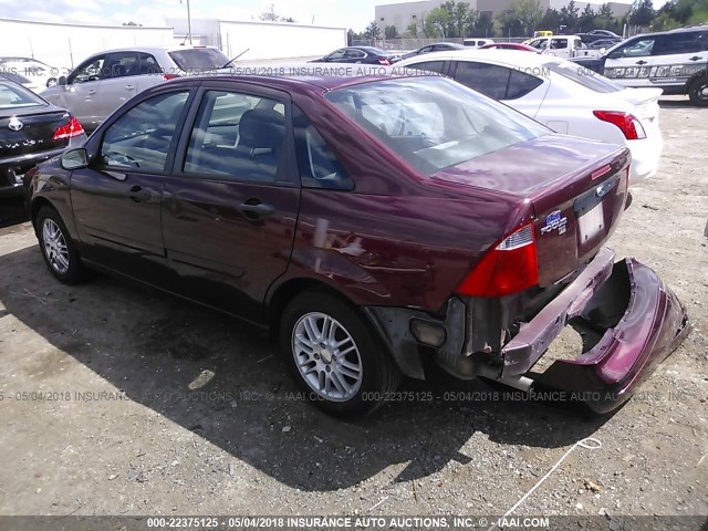 1FAFP34N47W254692 - 2007 FORD FOCUS ZX4/S/SE/SES MAROON photo 3