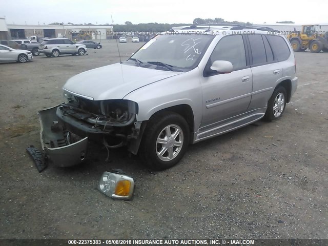 1GKES63MX52331475 - 2005 GMC ENVOY DENALI SILVER photo 2