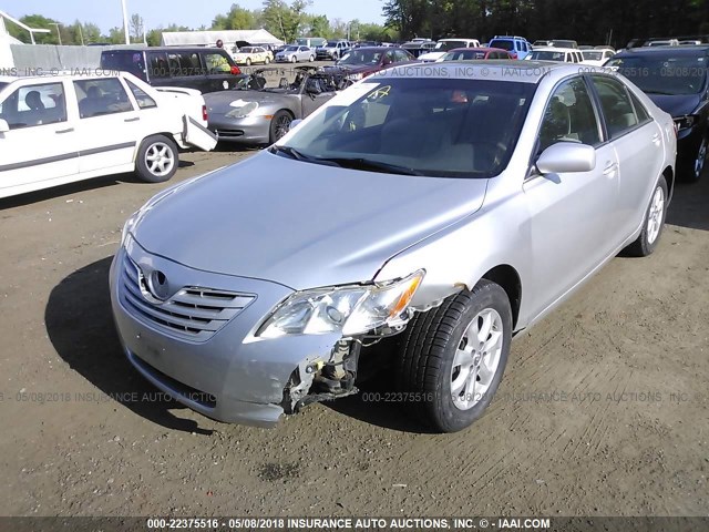 4T1BE46K09U370862 - 2009 TOYOTA CAMRY SE/LE/XLE SILVER photo 2