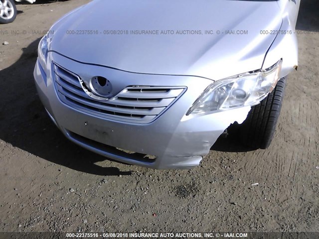 4T1BE46K09U370862 - 2009 TOYOTA CAMRY SE/LE/XLE SILVER photo 6