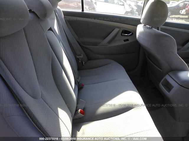 4T1BE46K09U370862 - 2009 TOYOTA CAMRY SE/LE/XLE SILVER photo 8