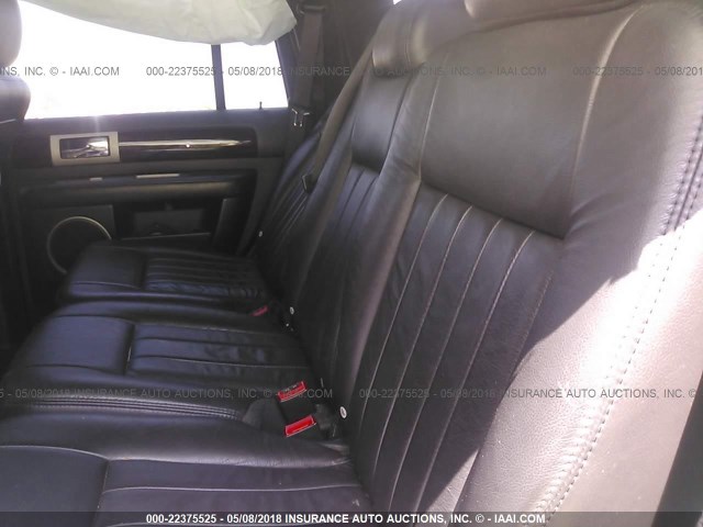 5LMFU28536LJ25665 - 2006 LINCOLN NAVIGATOR 黑色 照片 8