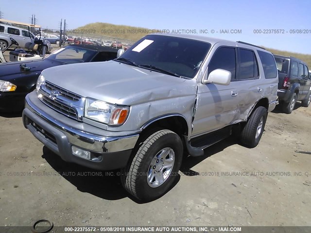 JT3HN86R720379790 - 2002 TOYOTA 4RUNNER SR5 SILVER photo 2