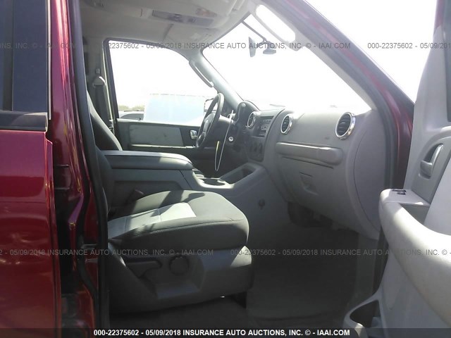 1FMPU16L94LB52756 - 2004 FORD EXPEDITION XLT წითელი ფოტო 5