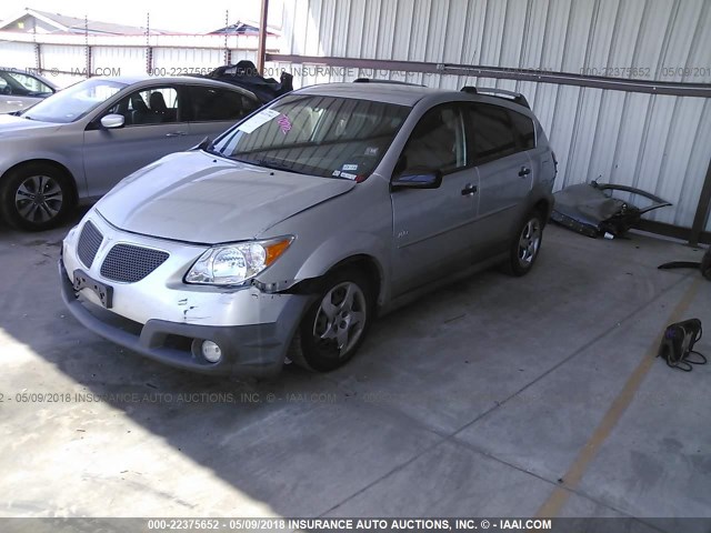 5Y2SL65897Z405006 - 2007 PONTIAC VIBE SILVER photo 2