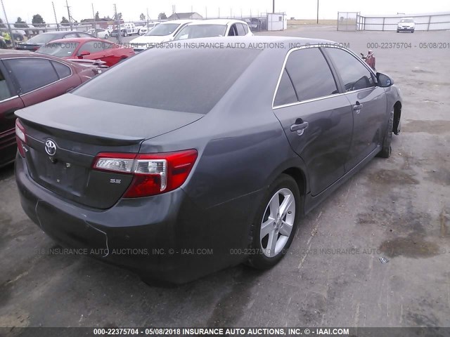 4T1BF1FK9EU307300 - 2014 TOYOTA CAMRY L/SE/LE/XLE 灰色 照片 4