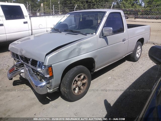 1N6SD11S7TC309810 - 1996 NISSAN TRUCK XE GRAY photo 2