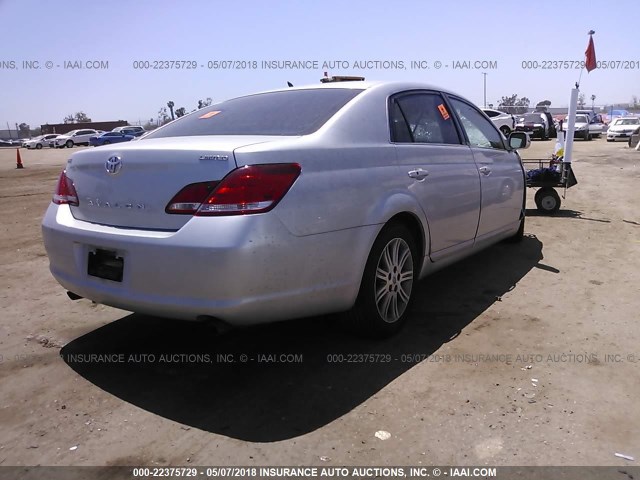 4T1BK36B57U227860 - 2007 TOYOTA AVALON XL/XLS/TOURING/LIMITED SILVER photo 4