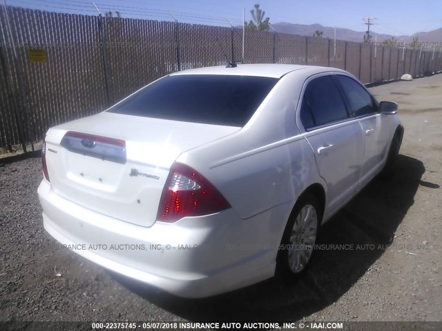 3FADP0L39AR298056 - 2010 FORD FUSION HYBRID WHITE photo 4