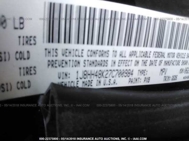 1J8HH48K27C700984 - 2007 JEEP COMMANDER BLACK photo 9