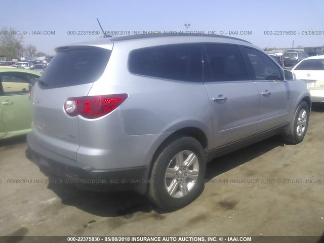 1GNKVGED3BJ122855 - 2011 CHEVROLET TRAVERSE LT SILVER photo 4