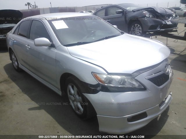4T1BE46K49U405113 - 2009 TOYOTA CAMRY SE/LE/XLE SILVER photo 1