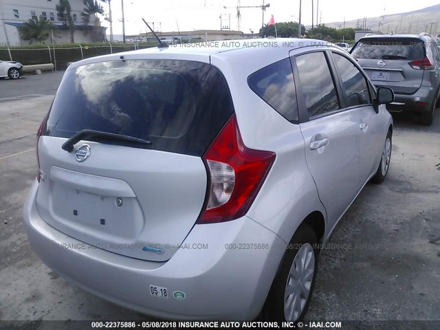 3N1CE2CP6EL352936 - 2014 NISSAN VERSA NOTE S/S PLUS/SV/SL SILVER photo 4